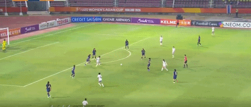 火狐体育登录入口-半场：U20中国女足1-0泰国女足，肖亚飞破门，曾雨佳好球被吹